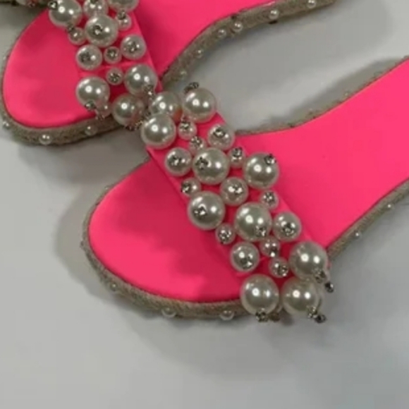 Slides - Picture 5 of 5